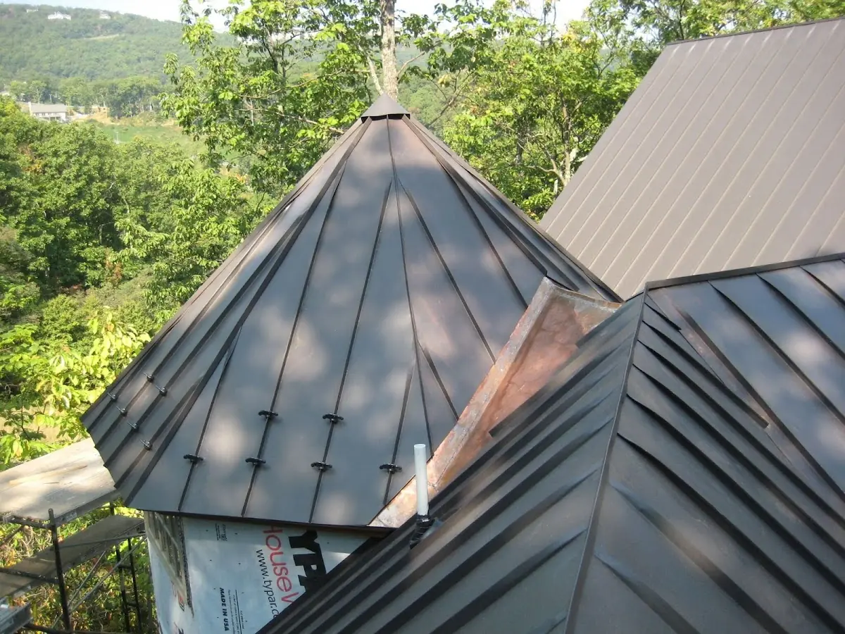 Professional Gutter Cleaning by Craftsman Roofing in Gilliam Meadows
