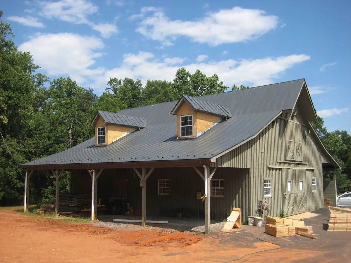 Expert Roof Coating workmanship in Gilliam Meadows